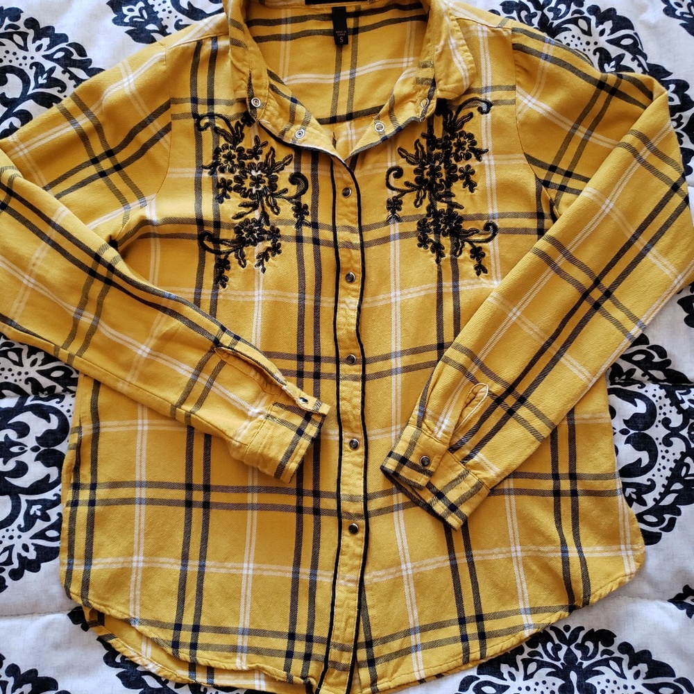 Shyanne  Plaid shirt